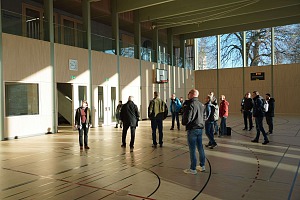 Grupenbild Erfolgreicher Start des LNB-Expert:innen Lehrgangs am 15. November 2024